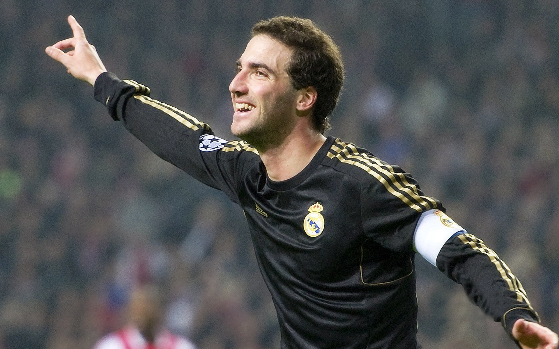 开云体育平台APP-日本掀翻丹麦，楚阿梅尼带队取胜？不，这是蓝武士的团队哲学胜利！